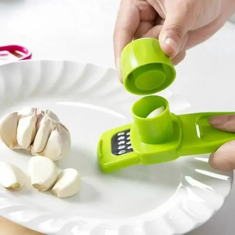 Kitchen Gadgets Green - เครื่องบดกระเทียมขนาดเล็ก 1 ชิ้น เครื่องบดกระเทียมแบบกด ครีเอทีฟ ที่บดกระเทียมแบบใช้มือ