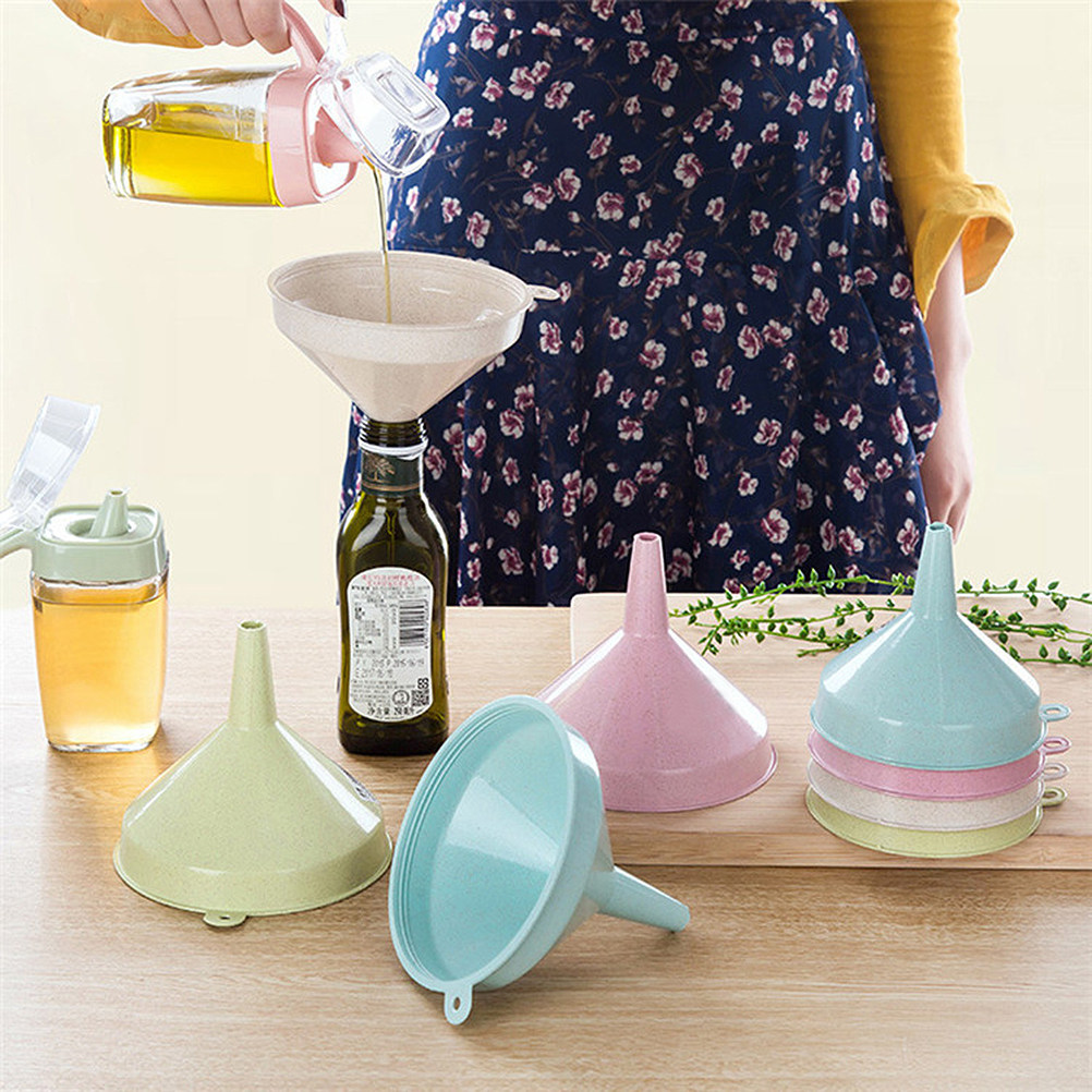 Kitchen Gadgets Green - กรวยพลาสติกสีเขียวขนาด L สำหรับใช้ในครัวเรือน ใช้สำหรับถ่ายเทของเหลว น้ำมัน เครื่องเทศ